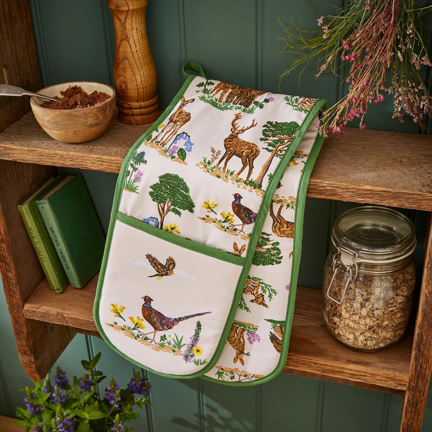 Thistlewood Double Oven Glove