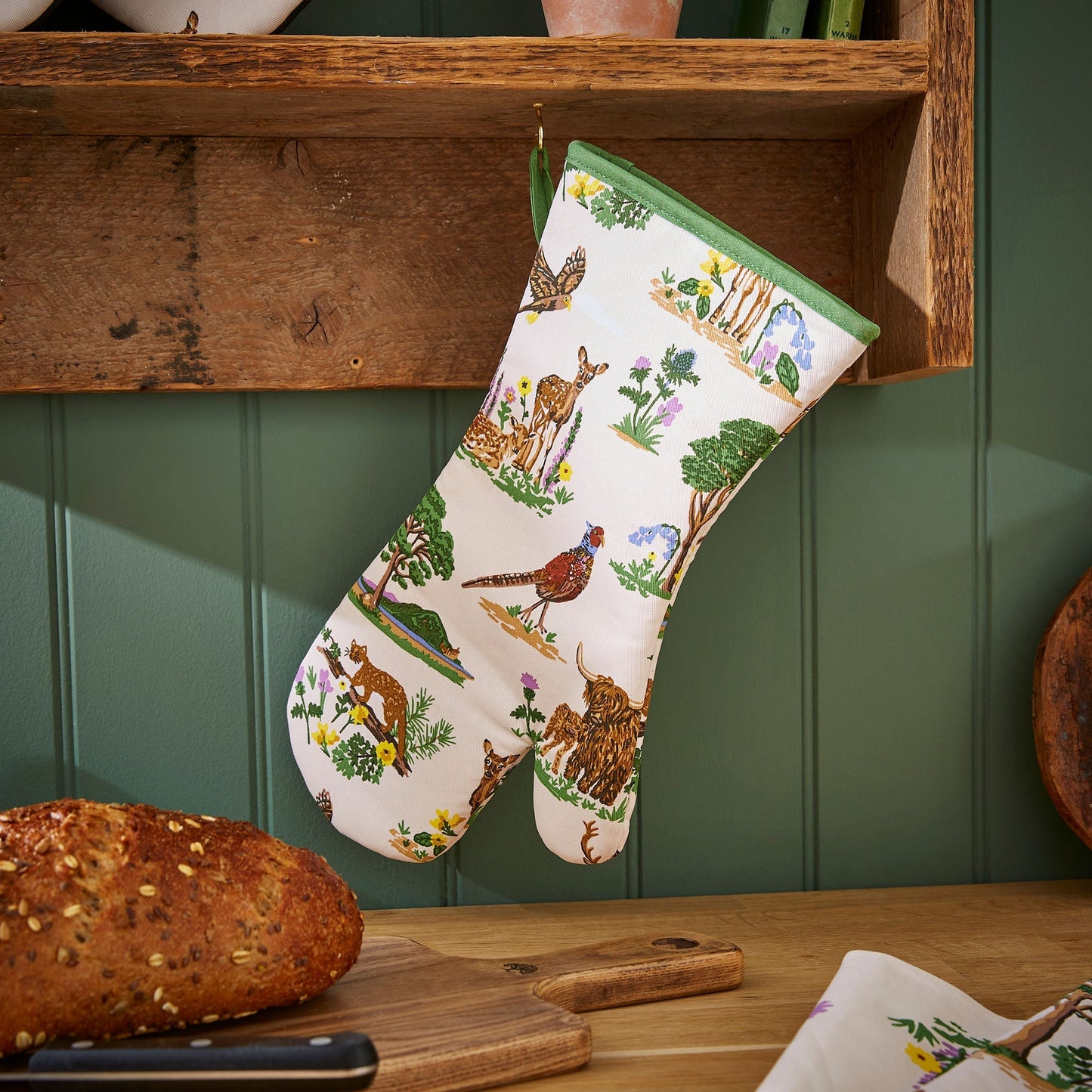 Thistlewood Gauntlet Oven Glove