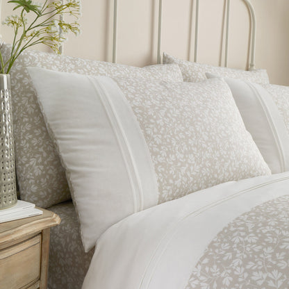 Tess Duvet Cover Set in Natural