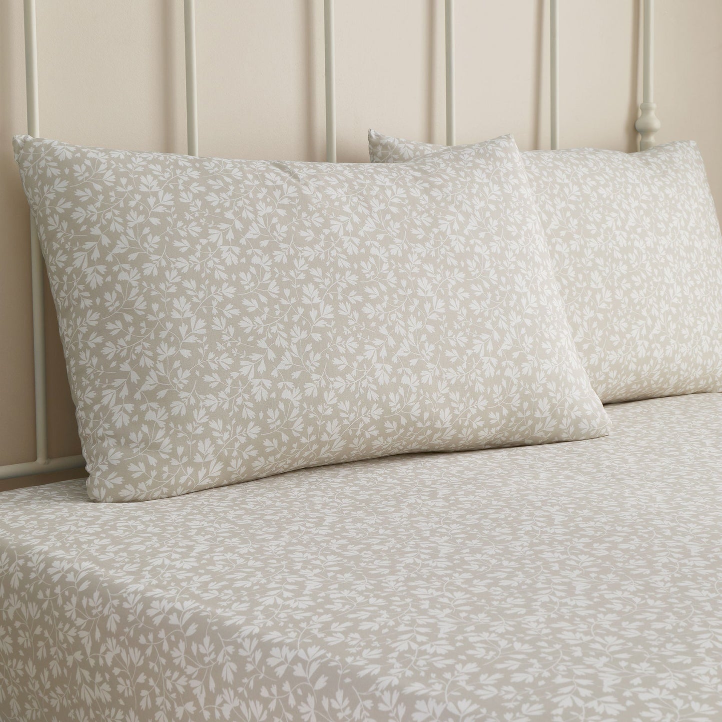 Tess Deep Fitted Bed Sheet Set in Natural