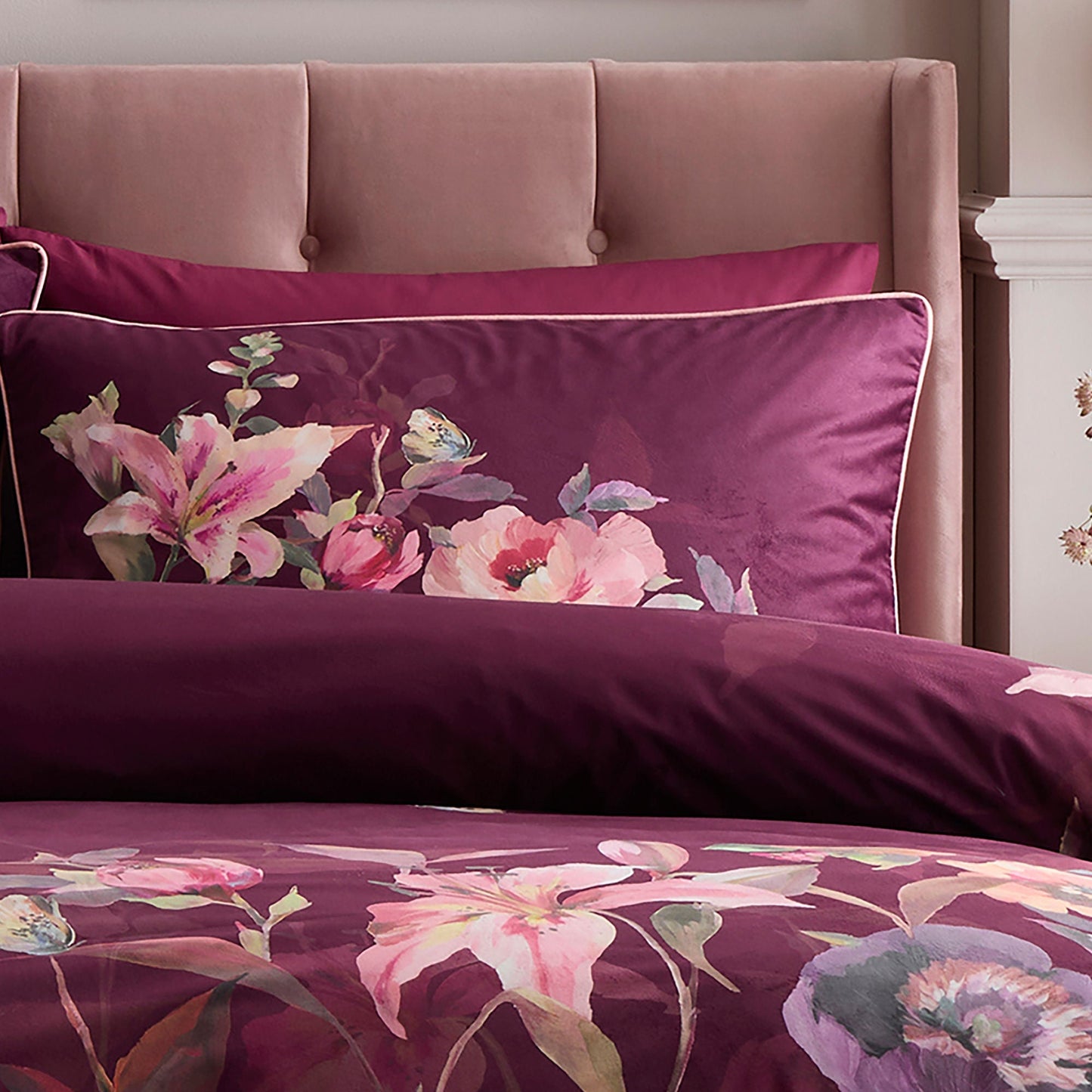Tatiana Duvet Cover Set in Berry