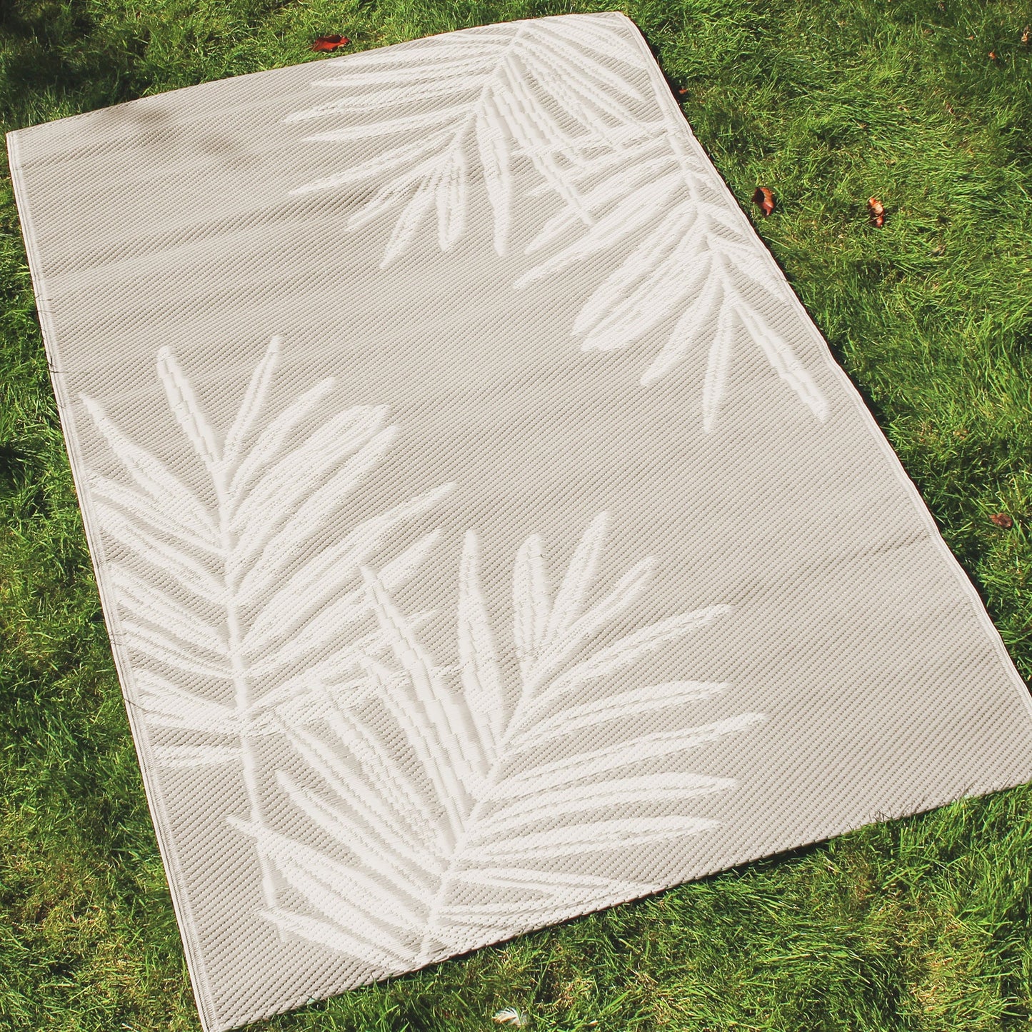 Tahiti Outdoor Rug in Natural