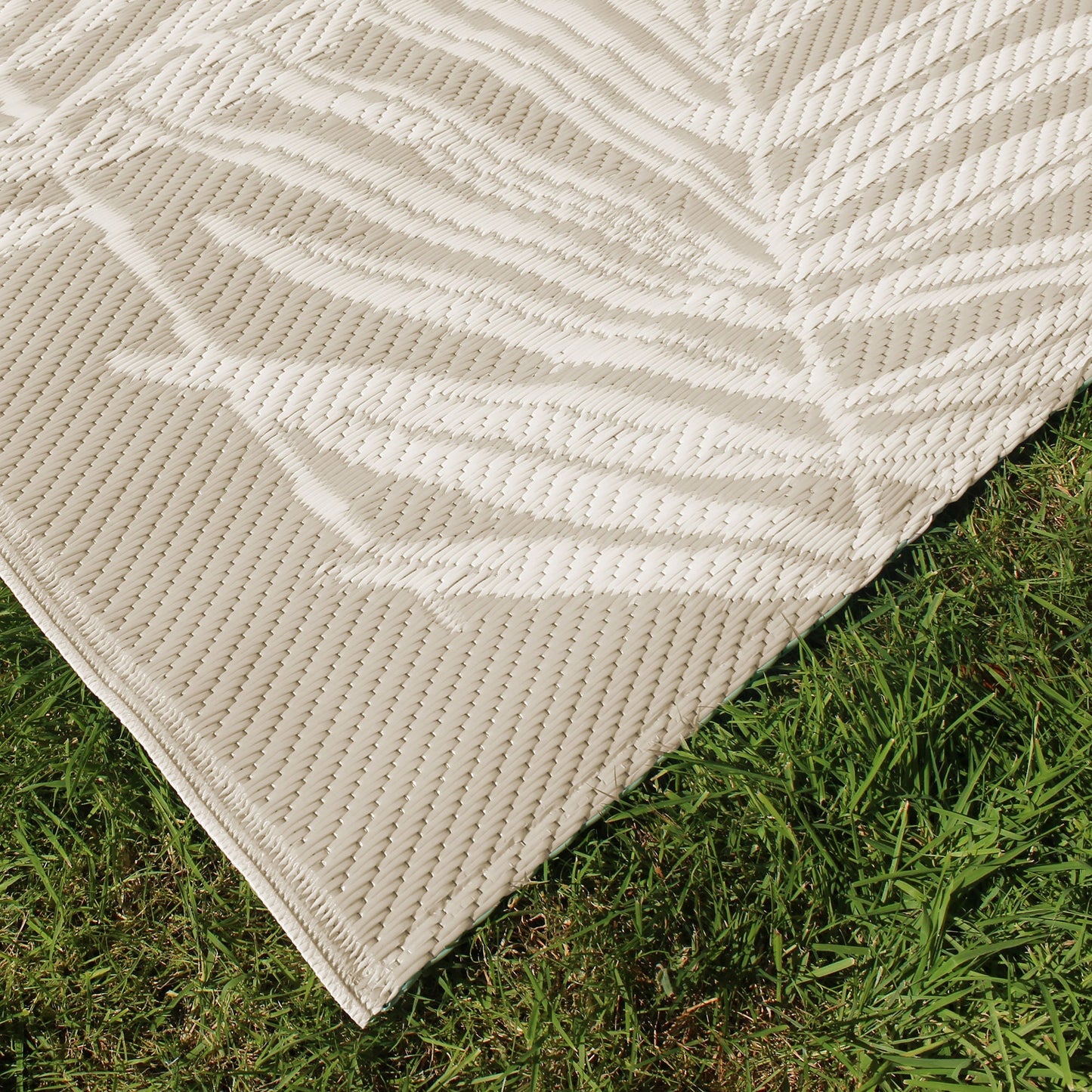 Tahiti Outdoor Rug in Natural