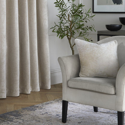 Textured Chenille Cushion in Natural