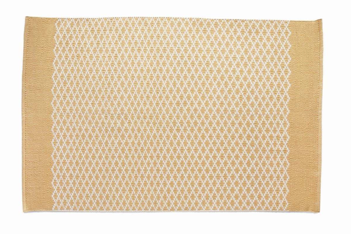 Hug Rug Woven Diamond Rug Gold