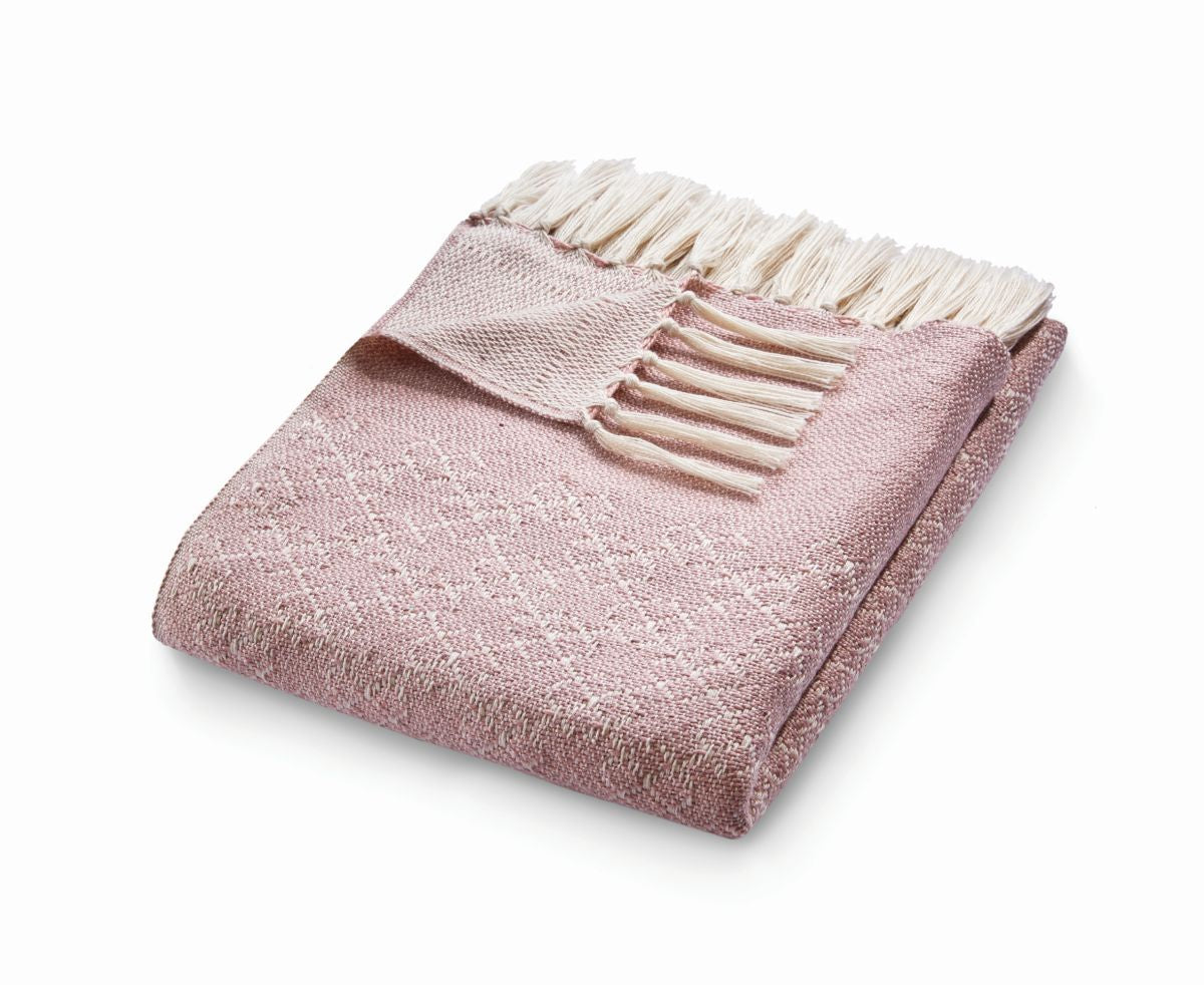 Hug Rug Woven Diamond Throw Rose