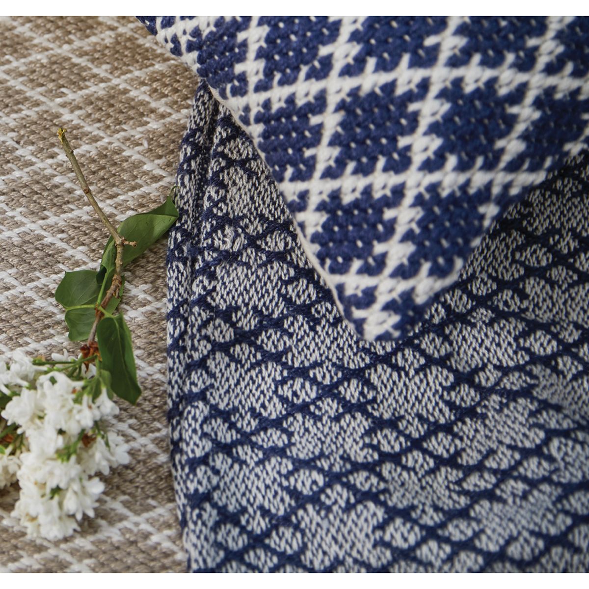 Hug Rug Woven Diamond Throw Navy