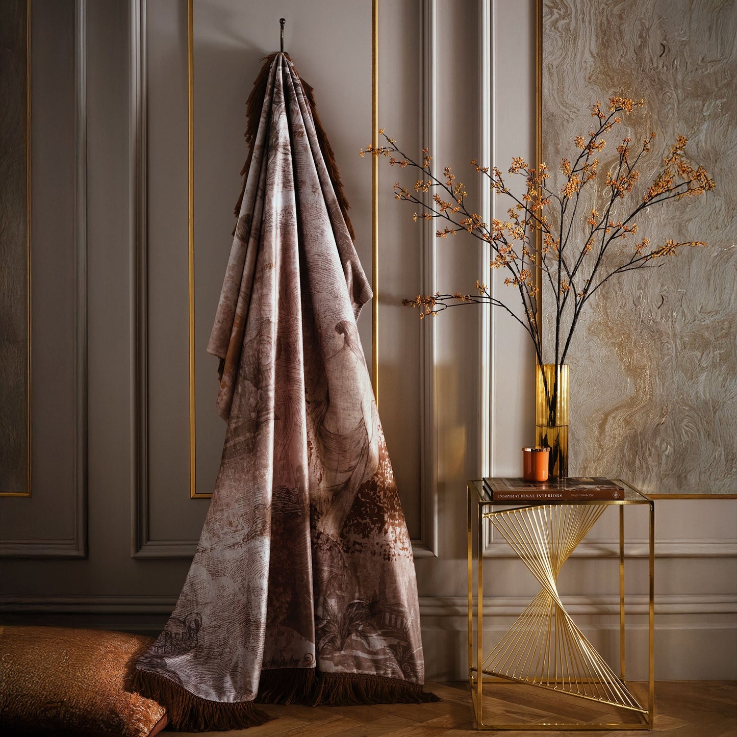 Venus Primavera Throw in Natural