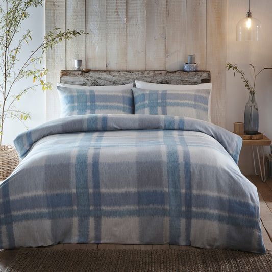 Verbier Duvet Cover Set in Blue