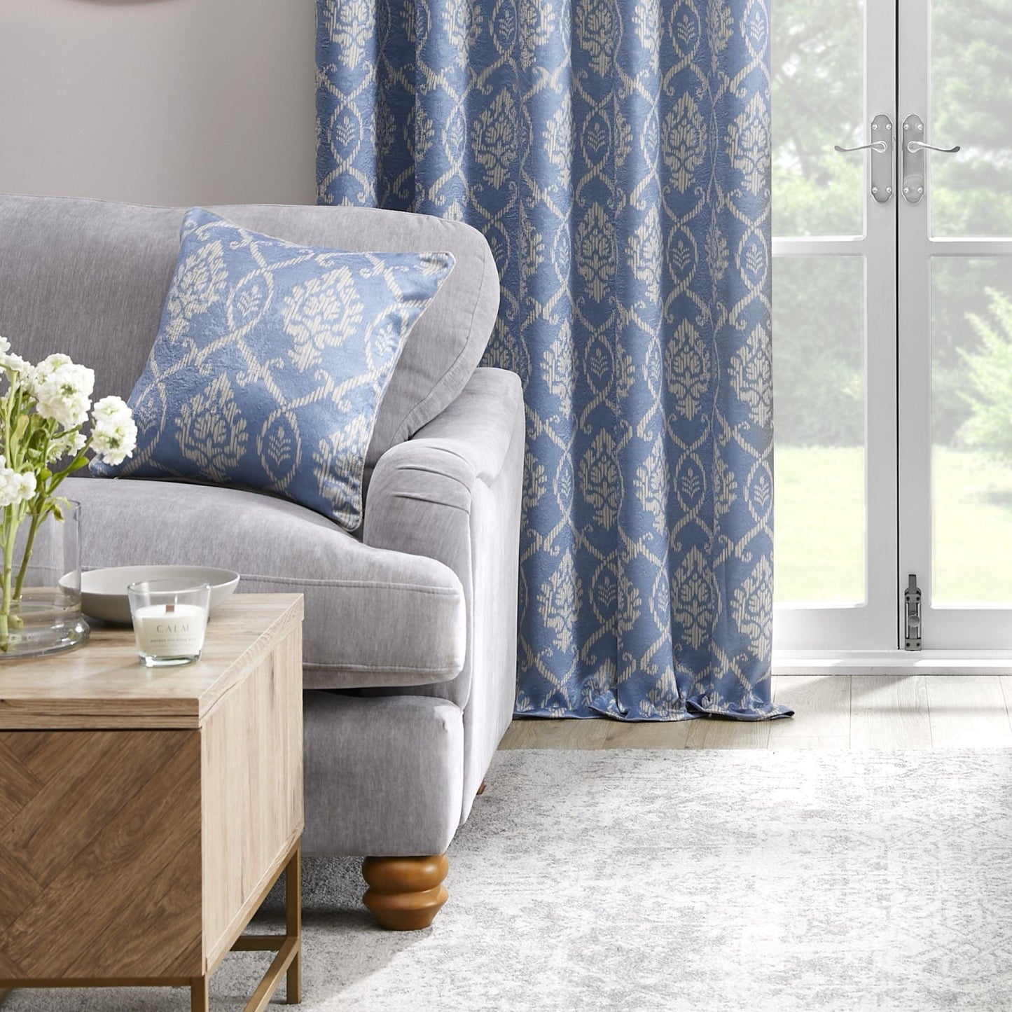 Vivianna Cushion in Blue