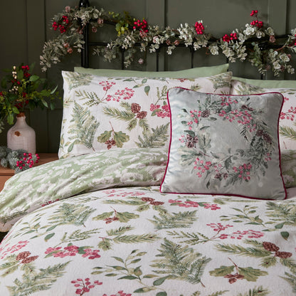 Winter Sprigs Duvet Cover Set in Green