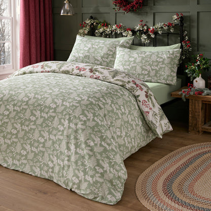 Winter Sprigs Duvet Cover Set in Green