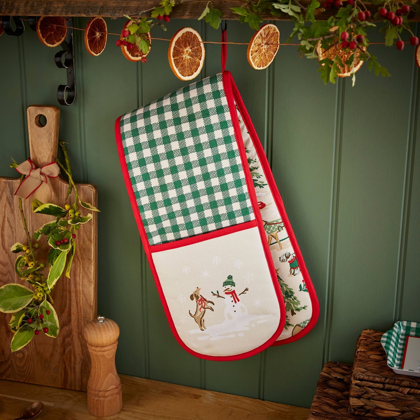 Winter Walkies Double Oven Glove