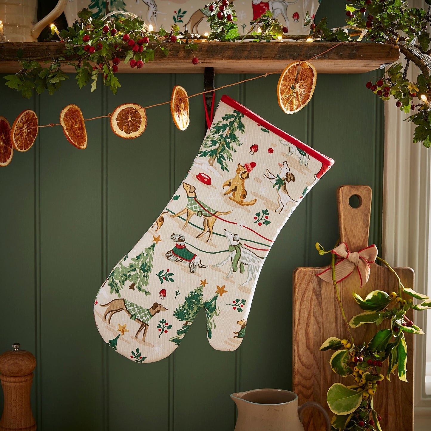 Winter Walkies Gauntlet Oven Glove