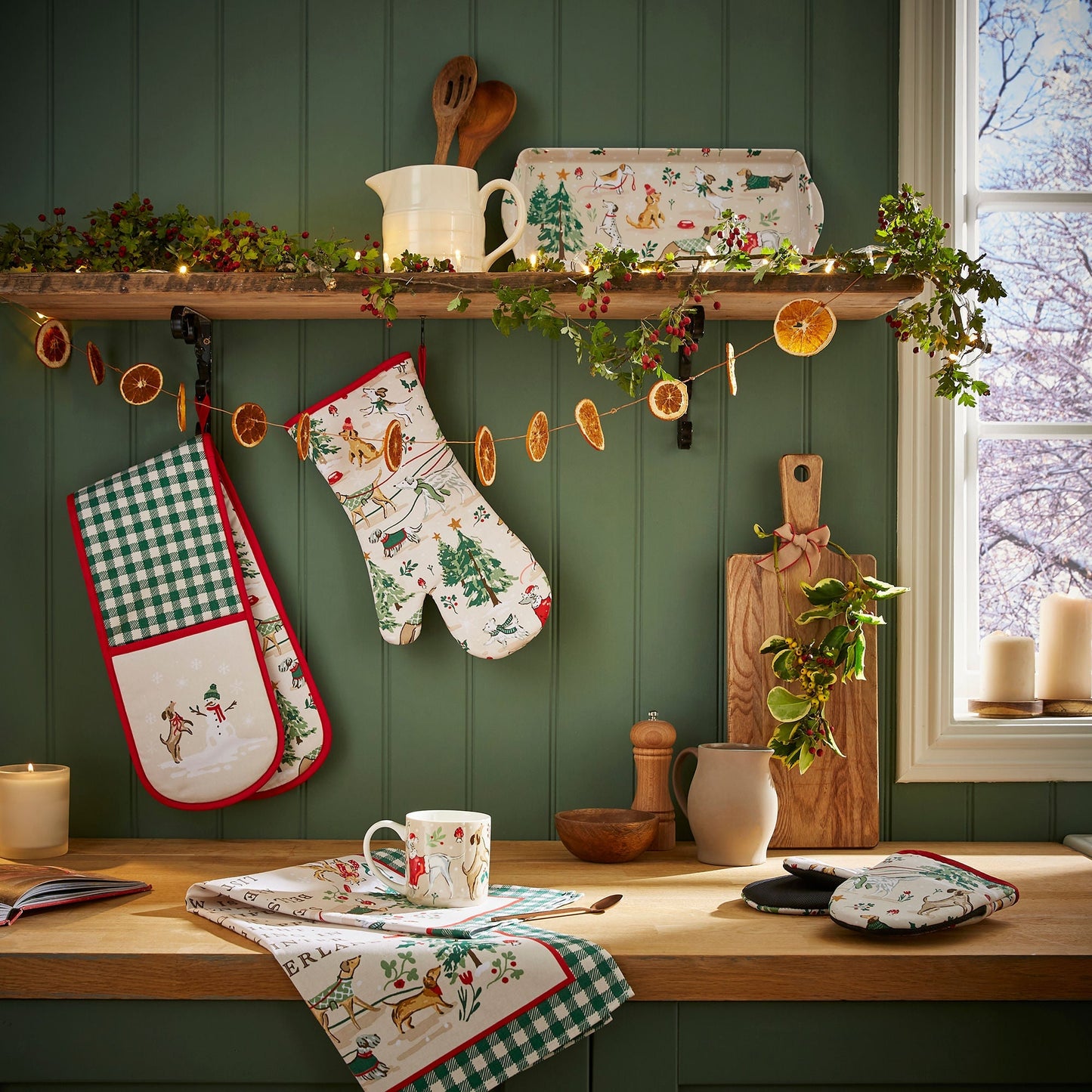 Winter Walkies Scatter Tray