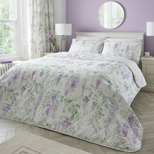 Wisteria Bedspread in Lilac