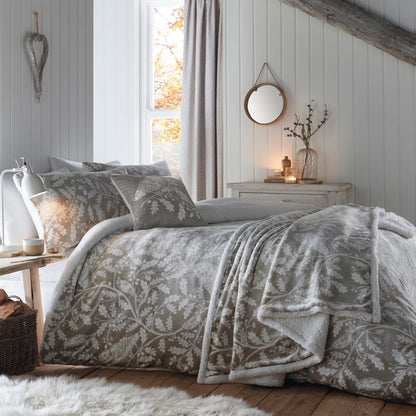 Woodland Owls Bedspread in Sage