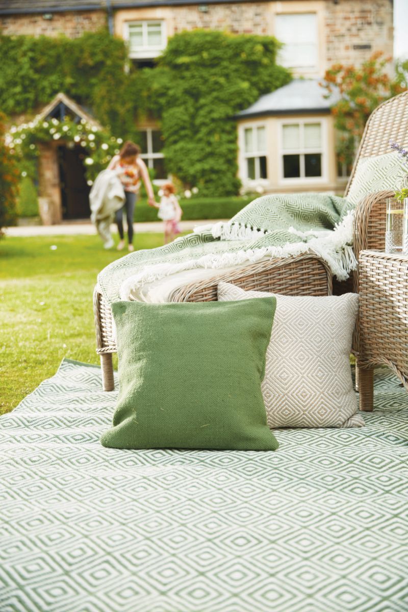 Hug Rug Woven Diamond Rug Dark Green
