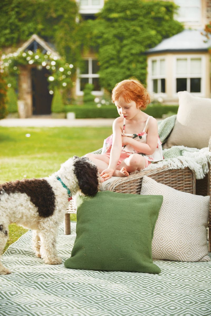 Hug Rug Woven Diamond Rug Dark Green