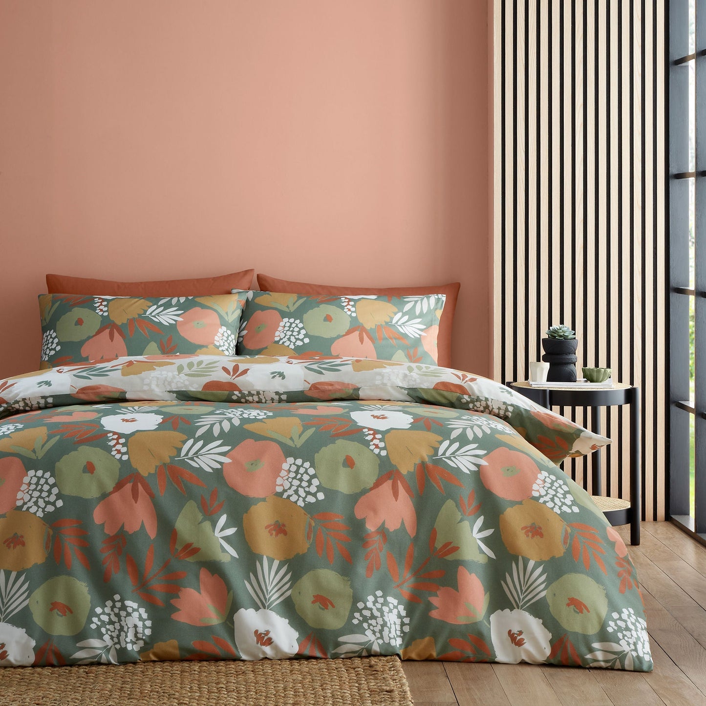 Yasmin Duvet Cover Set in Green