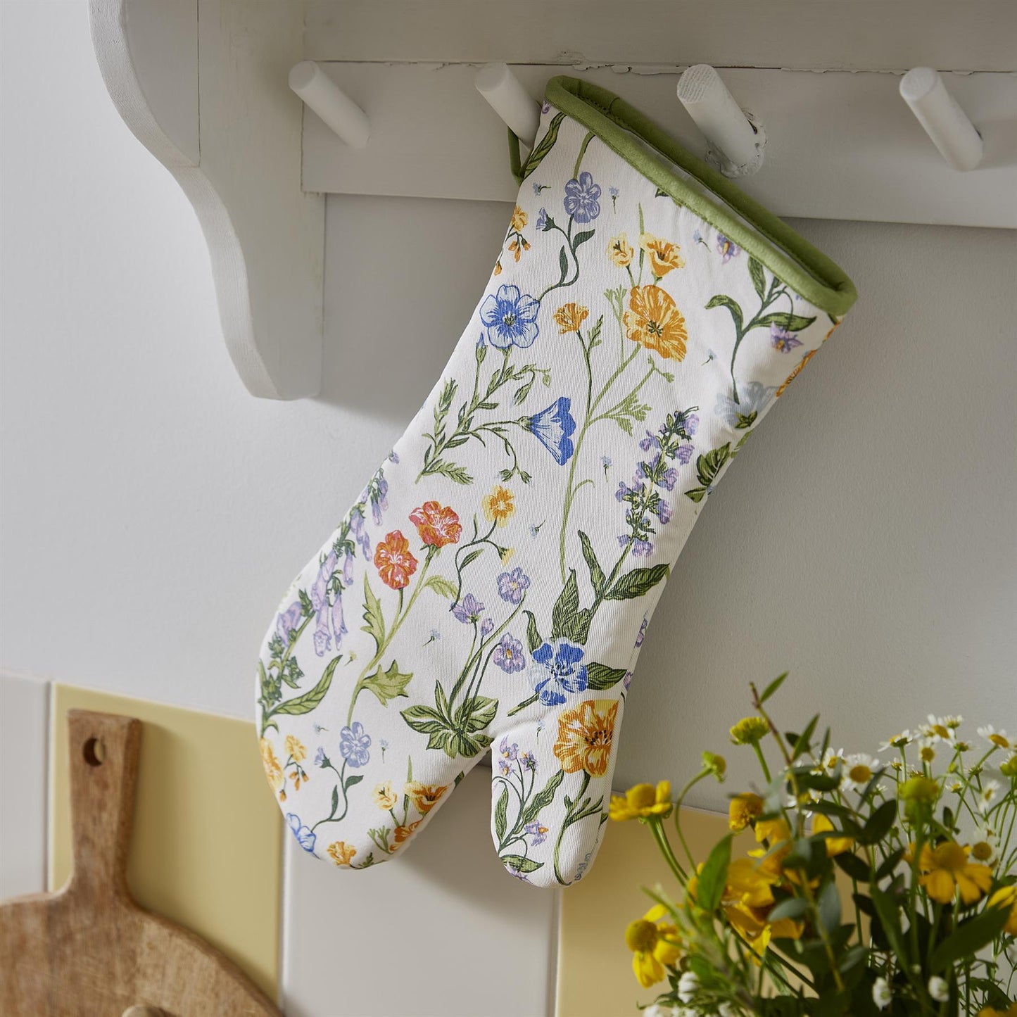 Cottage Garden Gauntlet Oven Glove