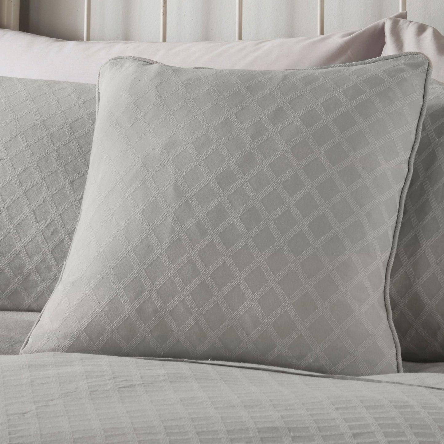 Croma Cushion in Silver