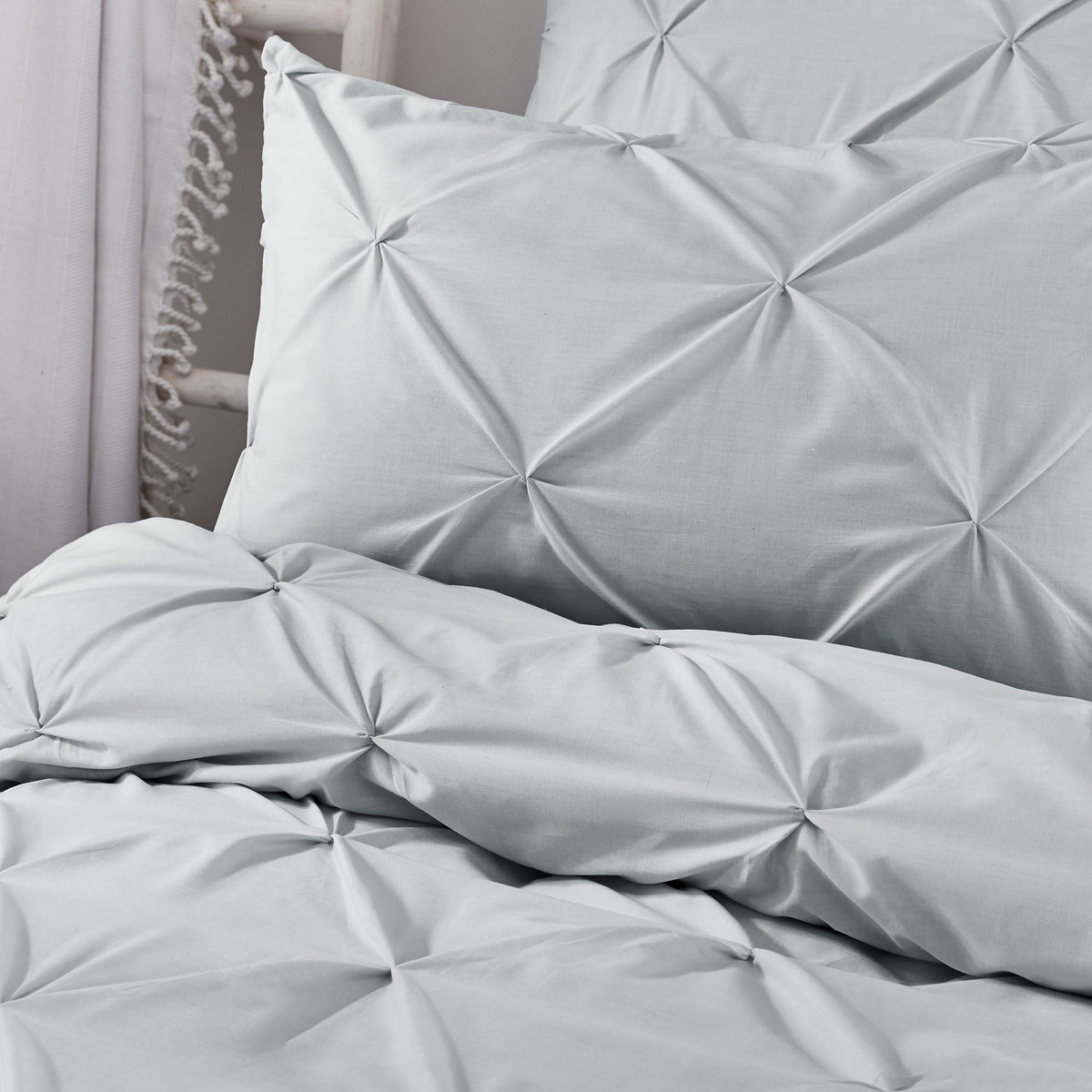 Lara Duvet Cover Set in Silver
