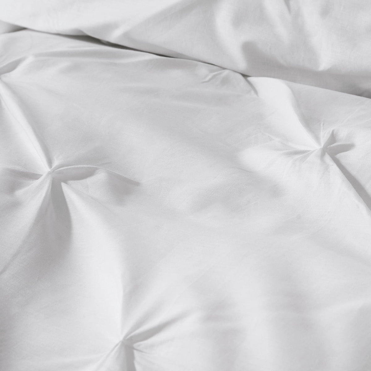 Lara Duvet Cover Set in White