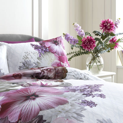 Mayfair Lady Duvet Cover Set in Multicolour