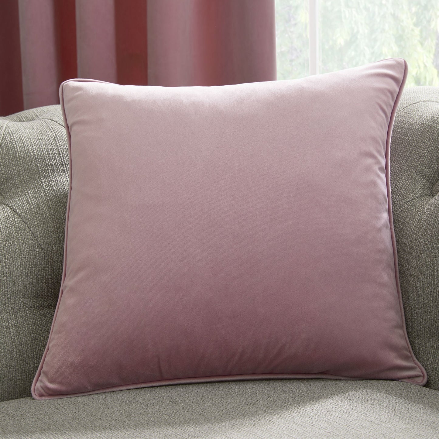 Montrose Cushion in Blush