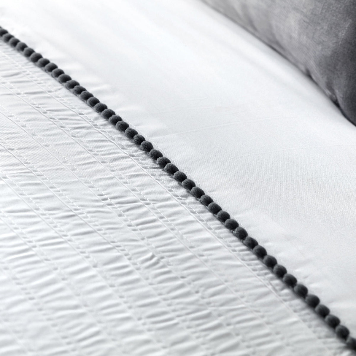 Pom Pom Duvet Cover Set in Grey
