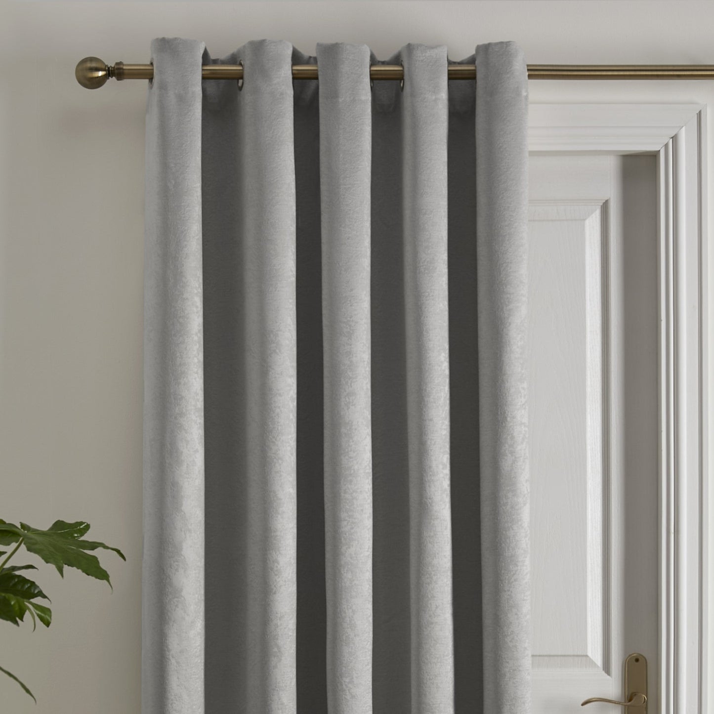 Strata Eyelet Single Panel Door Curtain in Silver
