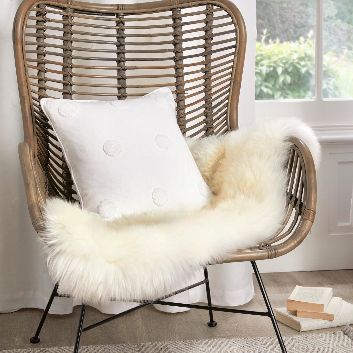 Zara Cushion in White 43 x 43cm - Cushion Cover